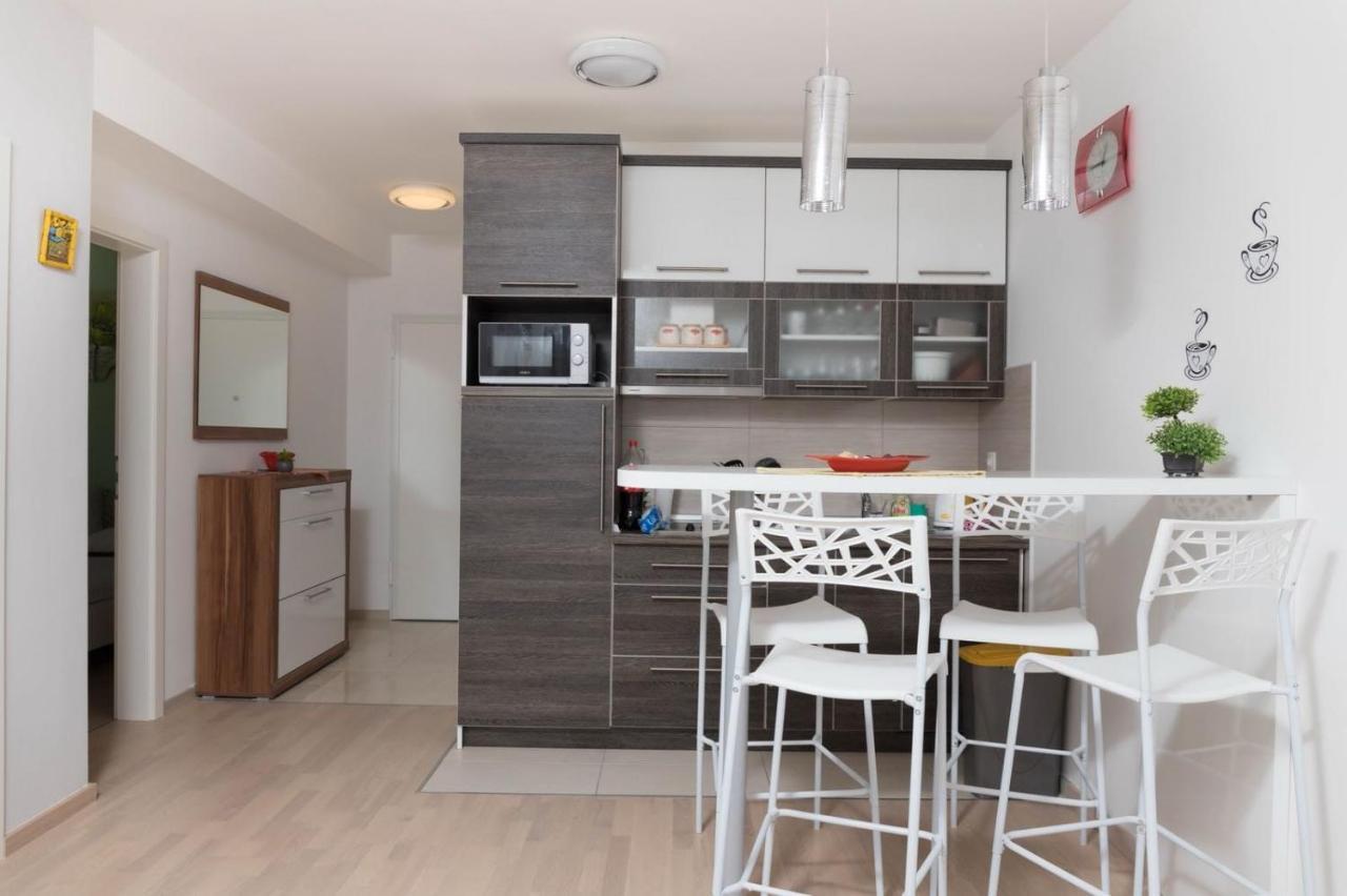 Appartement Michelle à Crikvenica Extérieur photo