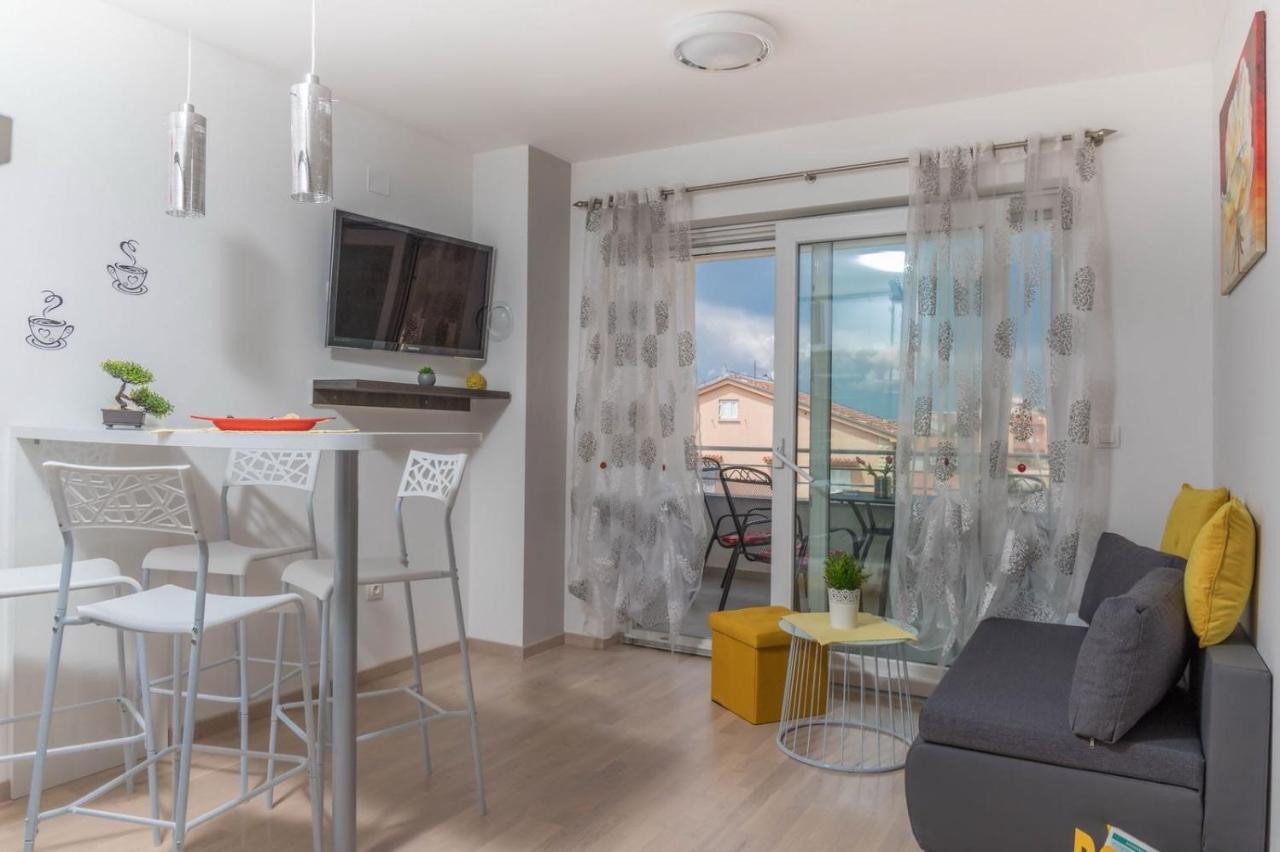 Appartement Michelle à Crikvenica Extérieur photo