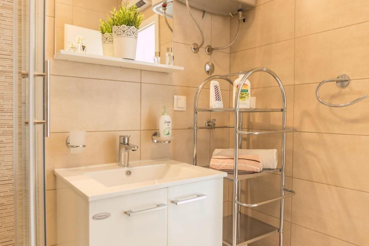 Appartement Michelle à Crikvenica Extérieur photo