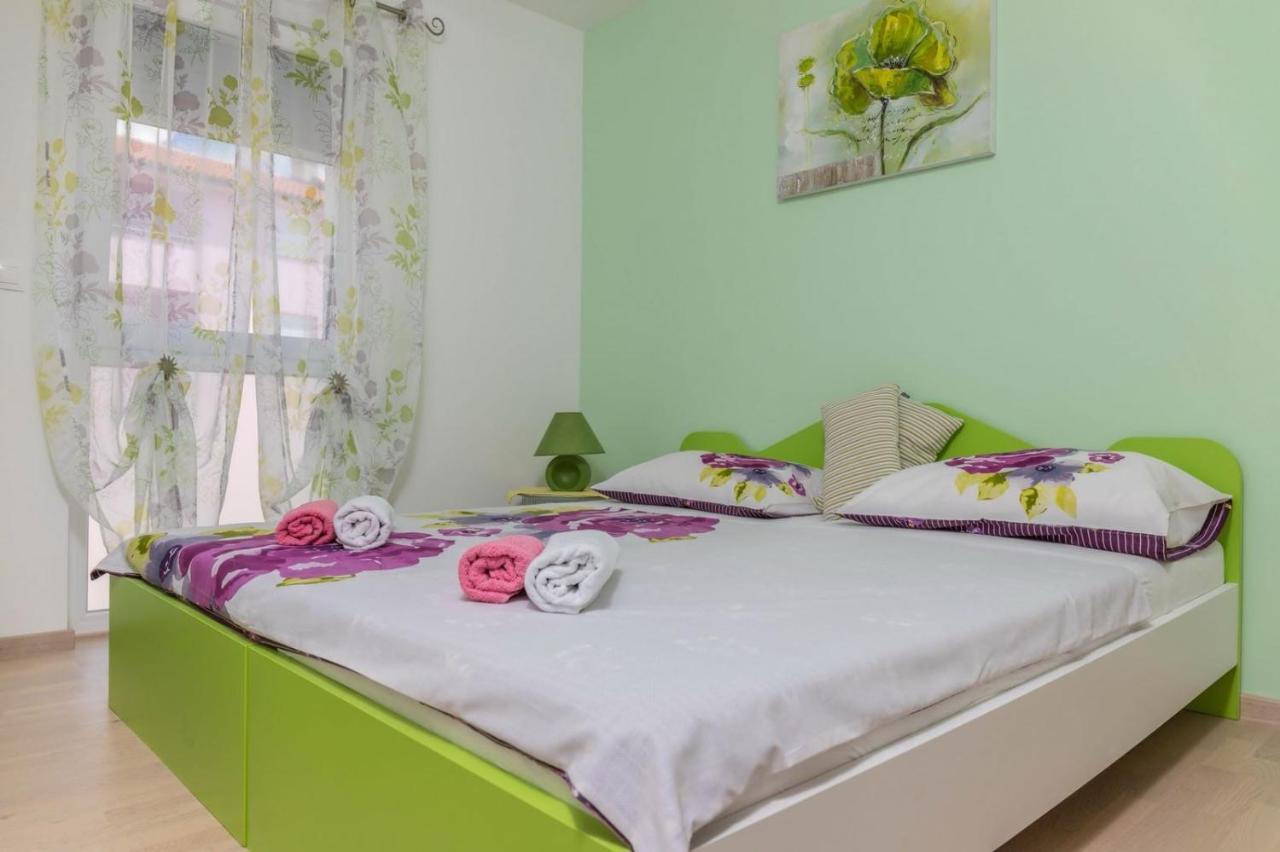 Appartement Michelle à Crikvenica Extérieur photo